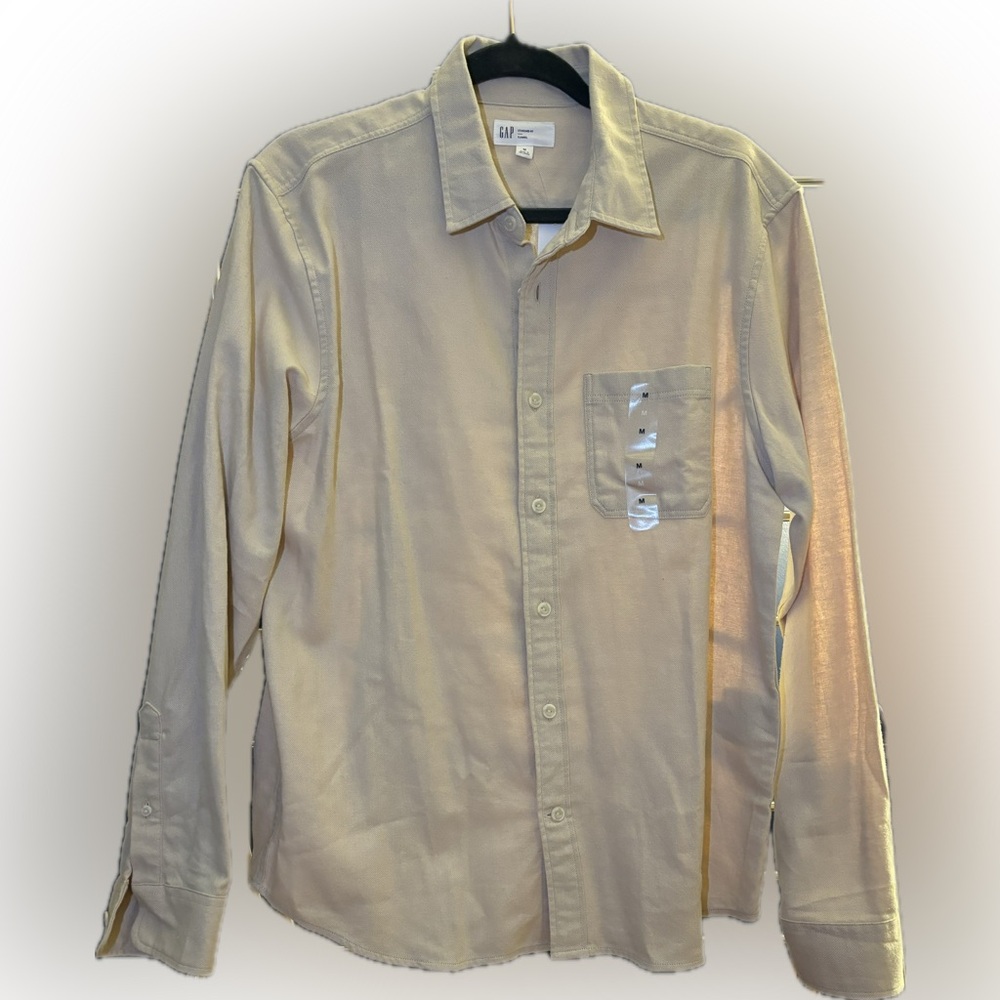 NWT - GAP - Men’s Button Up Flannel Shirt Beige (M)